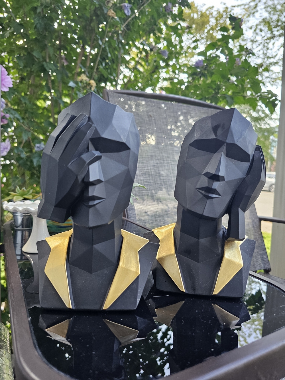 Modern Abstract Low Poly Thinker Statues Black Gold Resin Sculptures - Set of 2